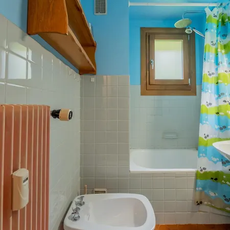 Rafforts E8 - Happy Apartment *